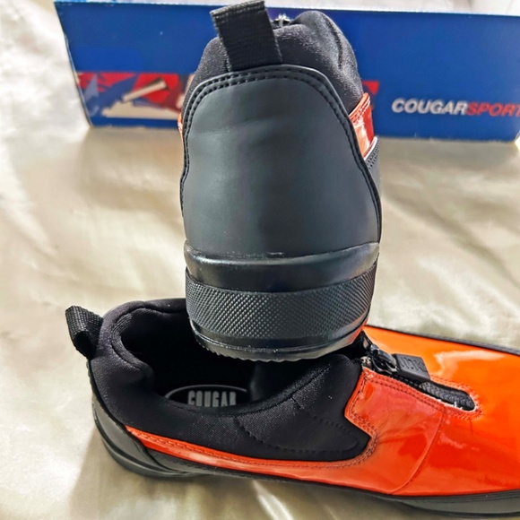 RAIN SHOES, RUBBER, LADIES SZ 8, WATERPROOF, ZIPPERS ON VAMP, ORANGE AND BLACK, - Picture 13 of 13